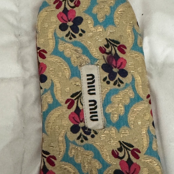 Stunning Miu Miu sandals with colored gemstones. Sz iz 371/2 very good condition - Picture 5 of 5